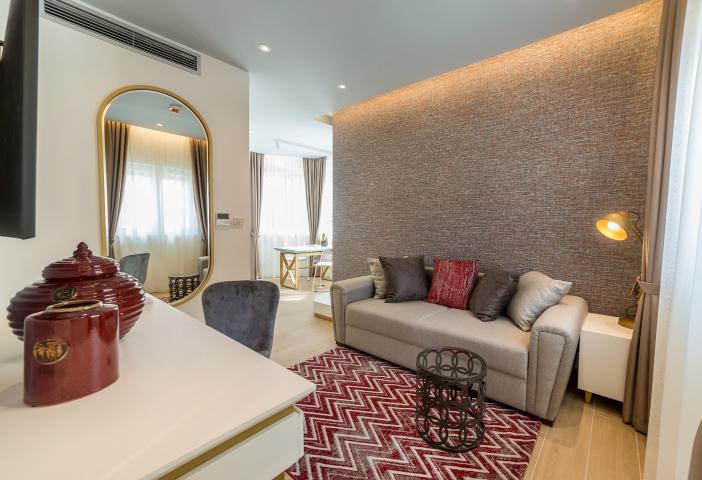 Budva, center - exclusive 4-star mini hotel, 