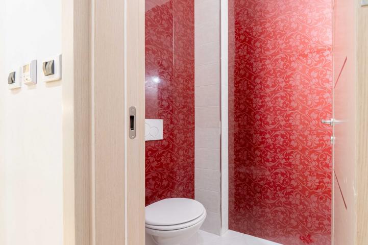 Two-bedroom designer apartment in the center, Budva