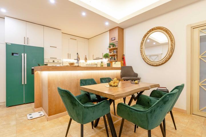 Two-bedroom designer apartment in the center, Budva