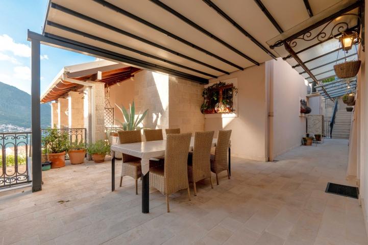 Three studio apartments for joint sale with swimming pool, 