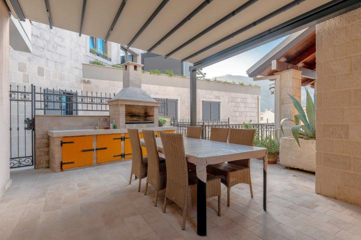 Three studio apartments for joint sale with swimming pool, 