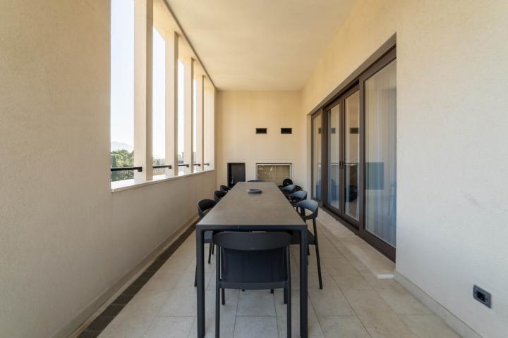 Exclusive 3 bedroom Penthouse Aqua