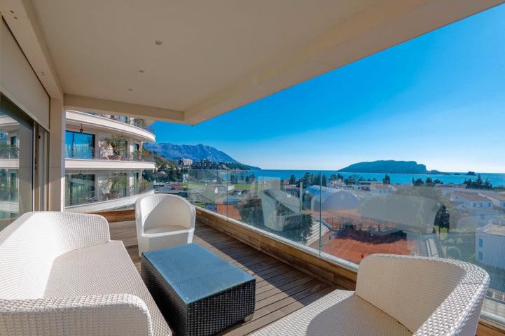 Boulevard exclusive 4bdr apartment