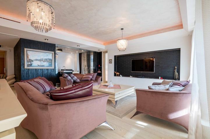 Boulevard exclusive 4bdr apartment
