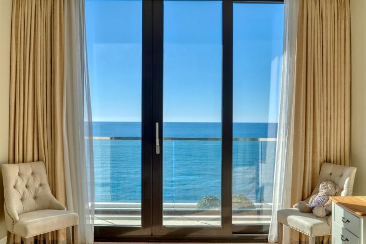 Rijeka Rezevici Waterfront 2 bedroom Apartment