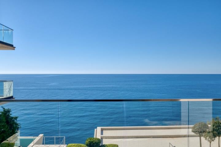 Rijeka Rezevici Waterfront 2 bedroom Apartment