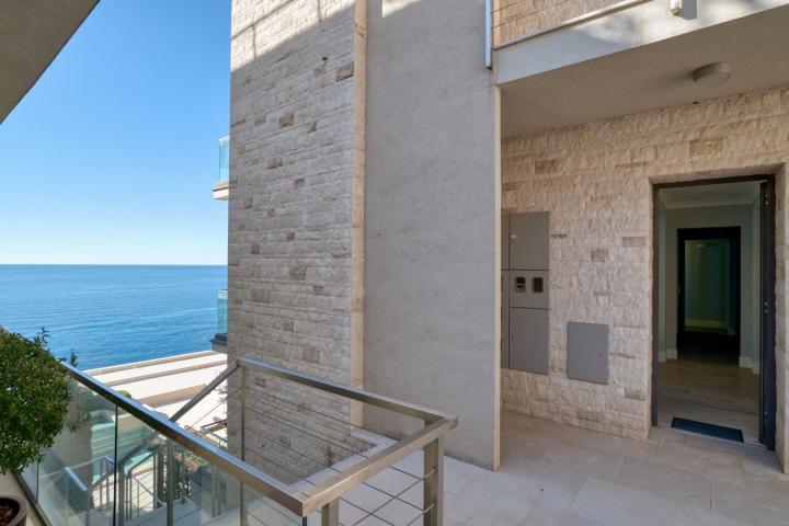 Rijeka Rezevici Waterfront 2 bedroom Apartment