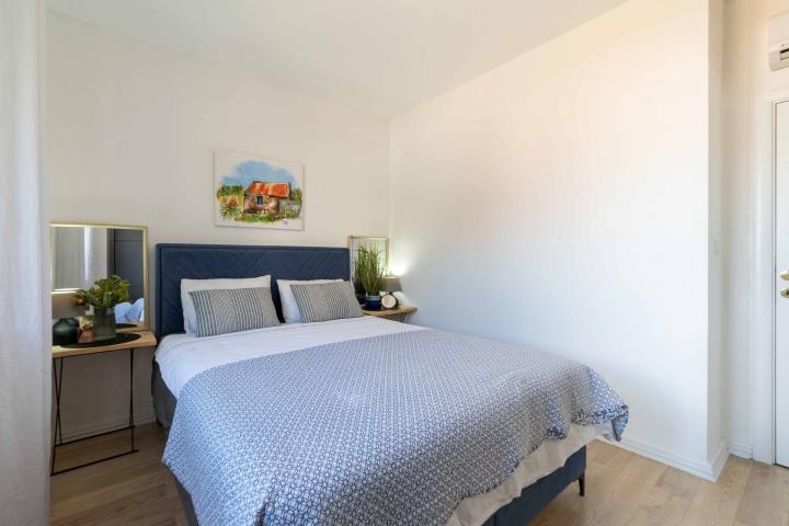 Krasici 3 bedroom Waterfront Duplex Apartment
