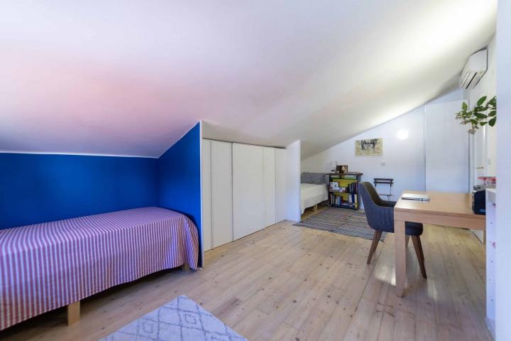 Krasici 3 bedroom Waterfront Duplex Apartment