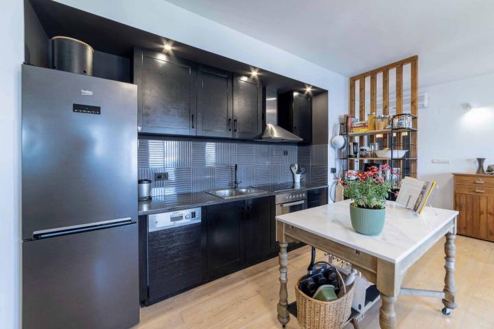 Krasici 3 bedroom Waterfront Duplex Apartment