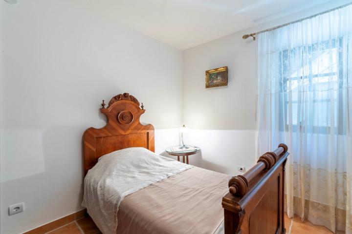Waterfront 3 bedroom Apartment Strp