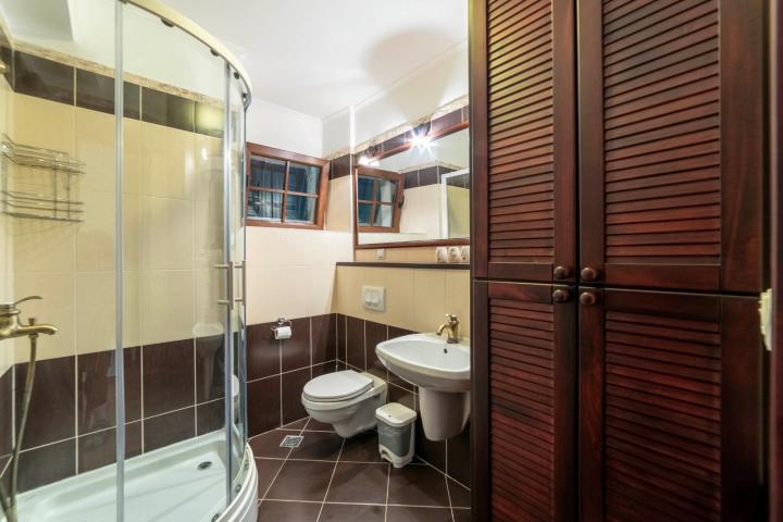 Waterfront 3 bedroom Apartment Strp