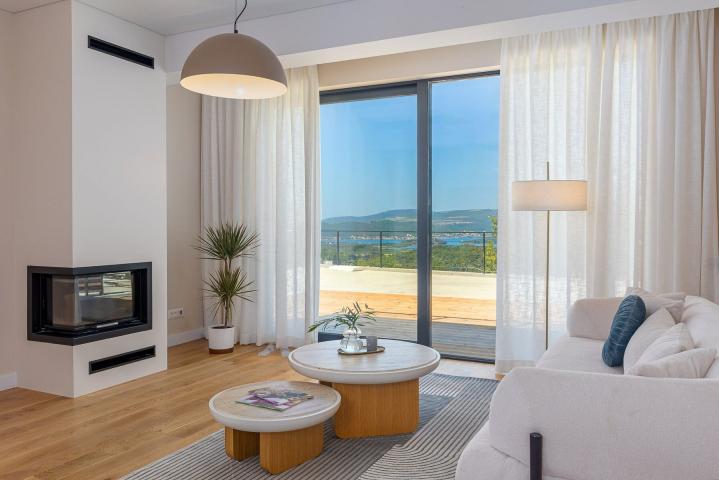 New 2 bedroom Sea View Townhouse