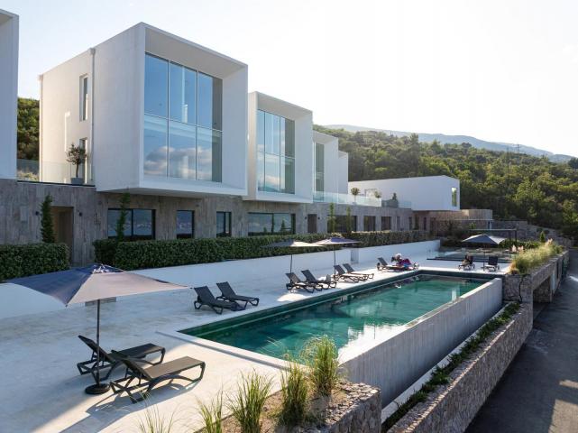 Luxury Sea-View Apartment for Rent, Krasici
