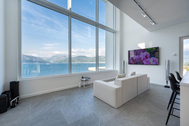 Luxury Sea-View Apartment for Rent, Krasici