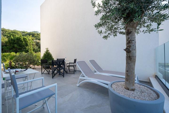 Luxury Sea-View Apartment for Rent, Krasici
