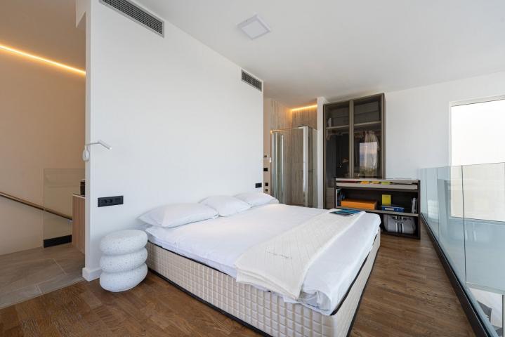 Luxury Sea-View Apartment for Rent, Krasici