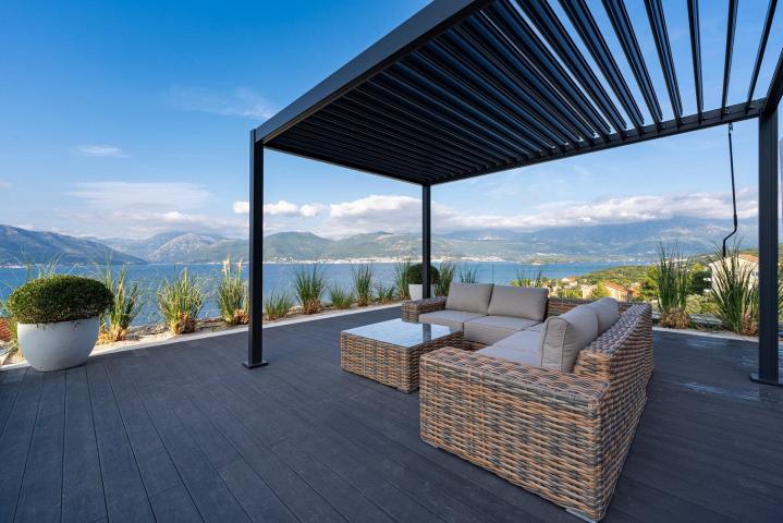 Luxury Sea-View Apartment for Rent, Krasici