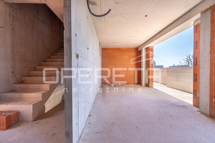 Prodaja, Kuća, Poreč-Centar, Poreč, Dvojni objekt, 215m2