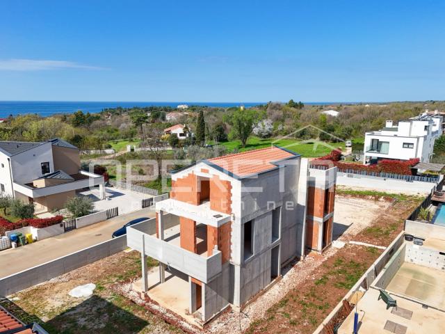 Prodaja, Kuća, Poreč-Centar, Poreč, Dvojni objekt, 215m2