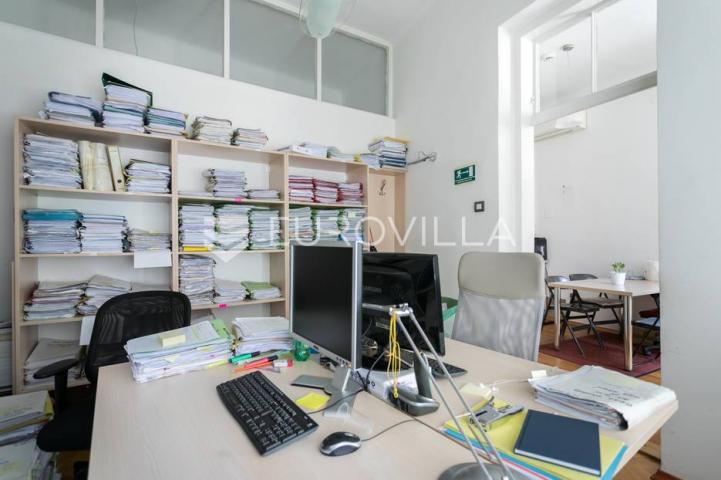 Zagreb, Deželićeva ulica, stan/ured 192 m² u prizemlju
