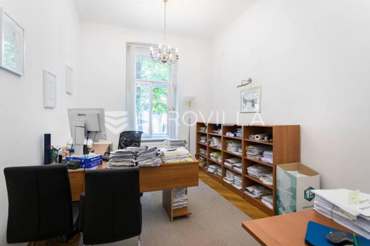 Zagreb, Deželićeva ulica, stan/ured 192 m² u prizemlju