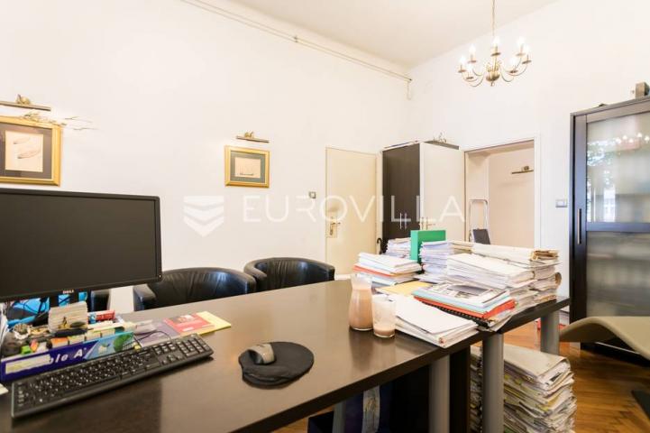 Zagreb, Deželićeva ulica, stan/ured 192 m² u prizemlju