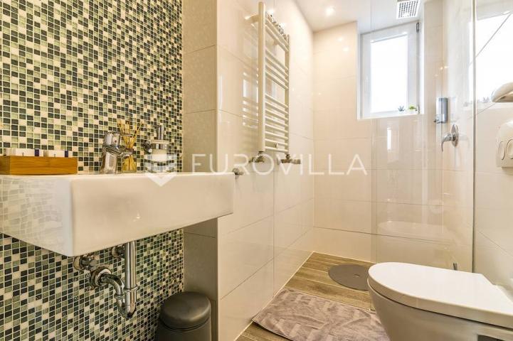 Zagreb, Centar, luksuzan trosoban stan za najam, 102 m²