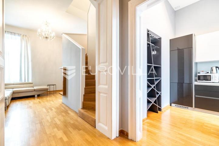 Zagreb, Centar, luksuzan trosoban stan za najam, 102 m²