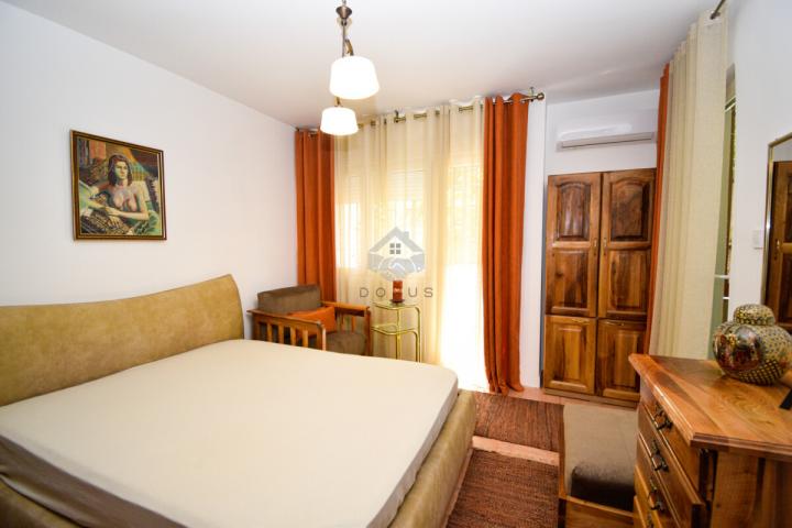 Dvosoban namješten stan 77m2, Tuški Put - Podgorica