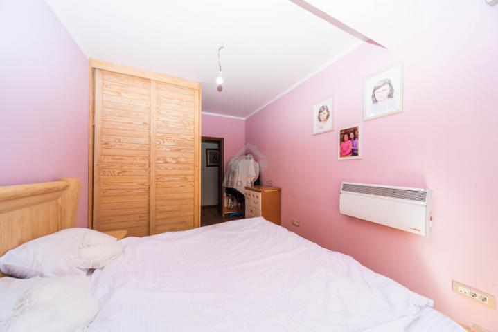 Dvosoban stan 81m2, Krivi Most - Podgorica