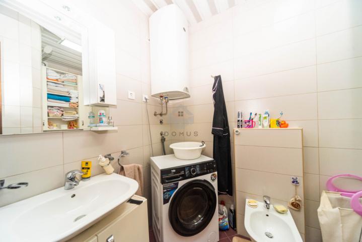 Dvosoban stan 81m2, Krivi Most - Podgorica