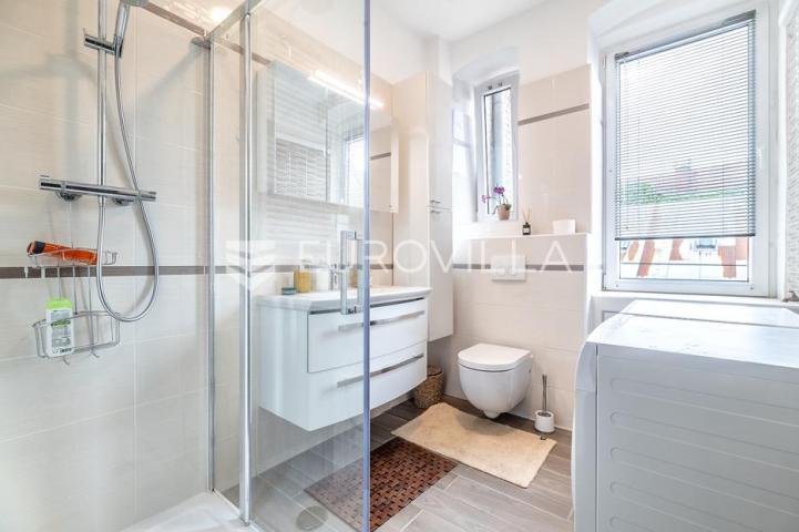 Zagreb, Centar, dvosoban stan 59 m² s pogledom na katedralu