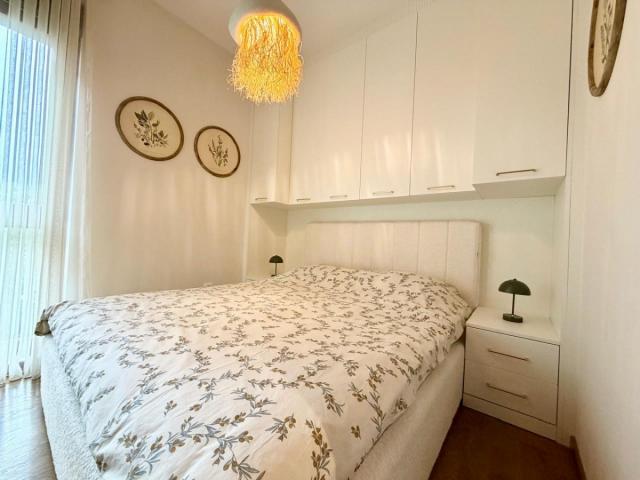 Podgorica, Vezirov most - three-bedroom furnished apartment with garage