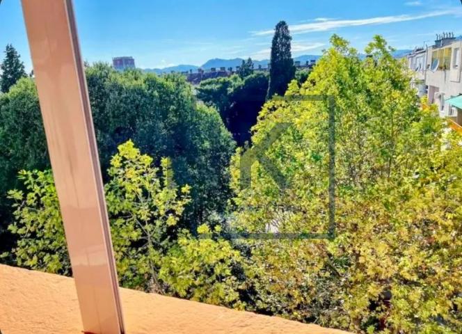 Prodaja | Trosoban stan | 101m2 | Podgorica, Centar