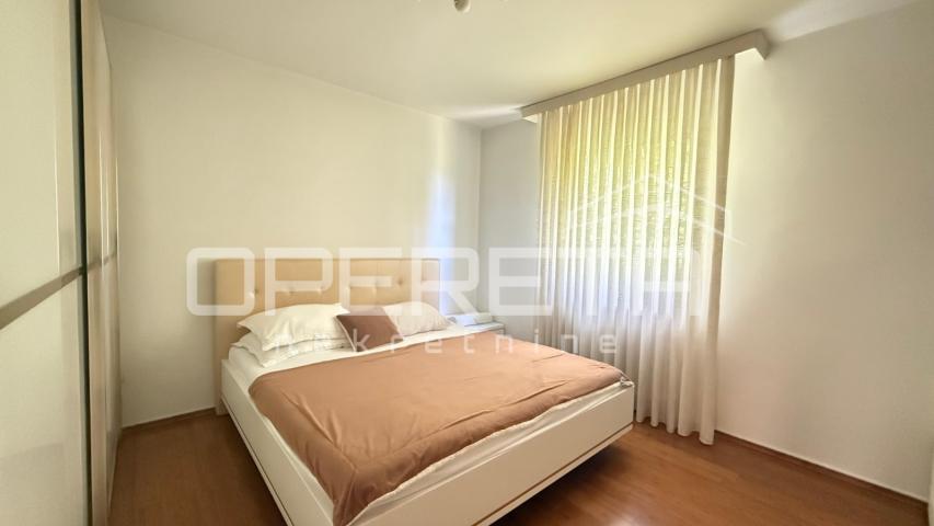 Prodaja, Stan, Vrapče, kod Bolničke, 4s, 104m2