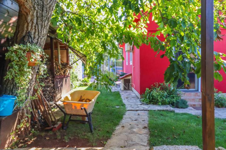 Rovinj, surroundings, beautiful house with swimming pool!
