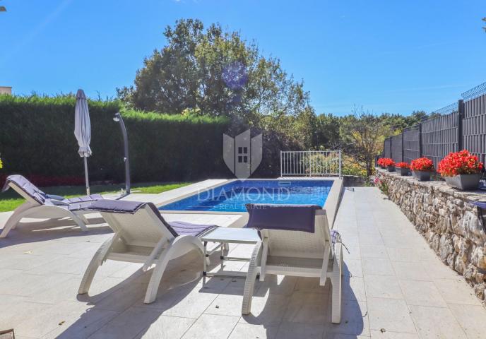 Rovinj, surroundings, beautiful house with swimming pool!