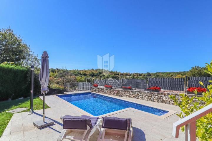Rovinj, surroundings, beautiful house with swimming pool!