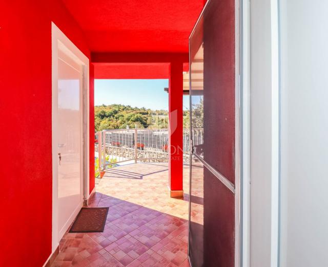 Rovinj, surroundings, beautiful house with swimming pool!