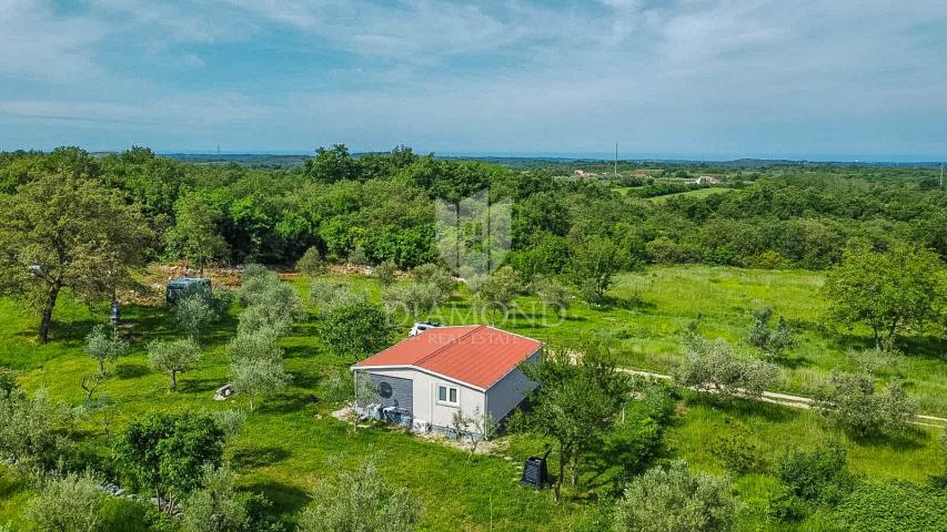 Buje, Kaštel, predivno građevinsko zemljište 1.283 m2 