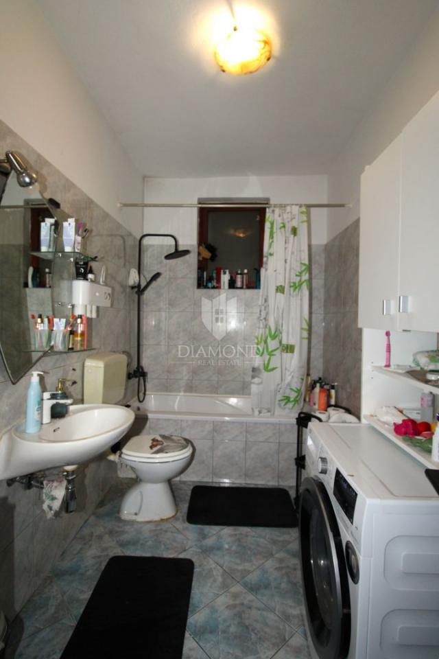 RIJEKA, GORNJI ZAMET - TROSOBAN STAN S GARAŽOM