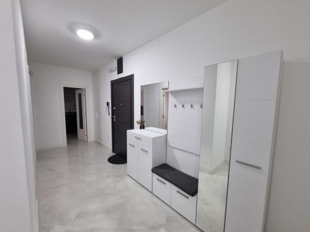 Prodaja, Stan, 95m2 , Rozino
