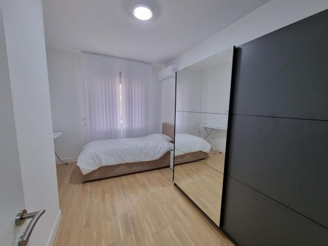 Prodaja, Stan, 95m2 , Rozino