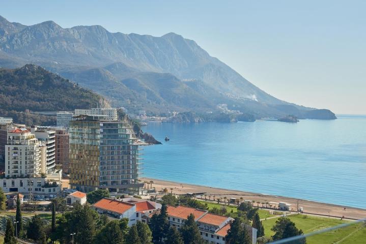 Premijum komfor na samo 100 metara od obale, Bečići. 