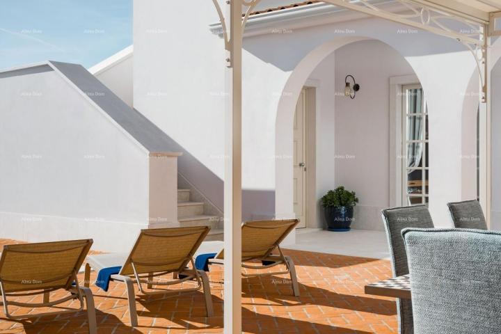 House Wonderful villa with pool!