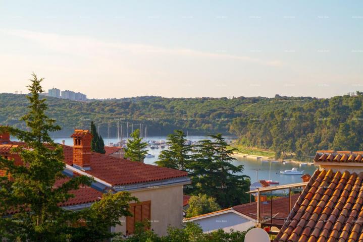 Kuća Na prodaju: Apartmanska kuća s bazenom i pogledom na more – Banjole!