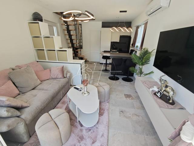Lovran – apartman s vlastitim dvorištem