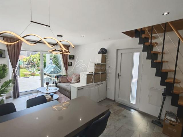 Lovran – apartman s vlastitim dvorištem