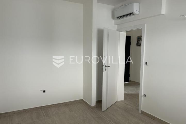 Biograd na moru, Pakoštane, Apartman S6, B, s krovnom terasom i pogledom na more